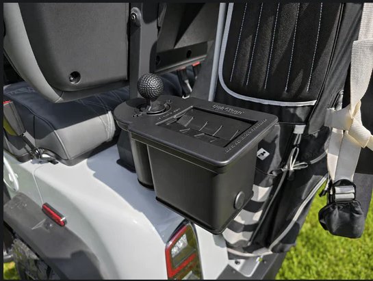 The style of integrated club cleaner common on motorized golf carts – the inspiration for this build.